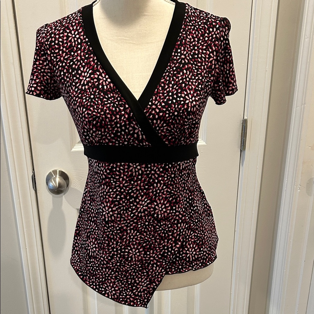 Small AGB Women's Black, Pink, Maroon, and White Top